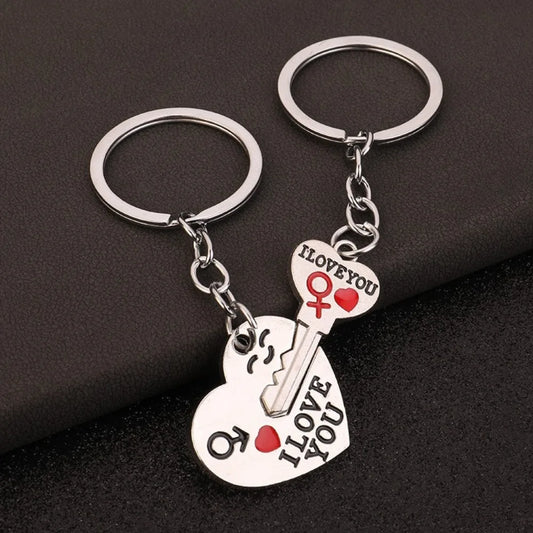 1Pair Creative Fashion Shaped Hearts Keychain Lovers Golden Silvery Valentine Keyring Metal Pendant Car Moto Key Chain Ring Gift
